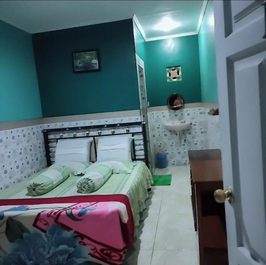 Villa Raung Indah Tretes Prigen Екстериор снимка